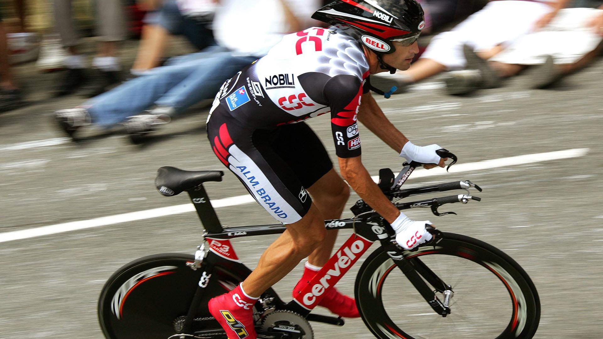 法网鏖战联合杯，阿尔卡拉斯高光表现背后的新世代崛起